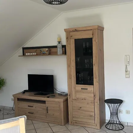 Fewo Hoheeifel, 1 Haus Mit 2 Apartments 5 Schlafzimmer In Kelberg Naehe Nuerburgring Room photo