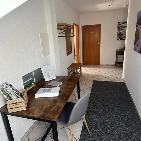Fewo Hoheeifel, 1 Haus Mit 2 Apartments 5 Schlafzimmer In Kelberg Naehe Nuerburgring Room photo