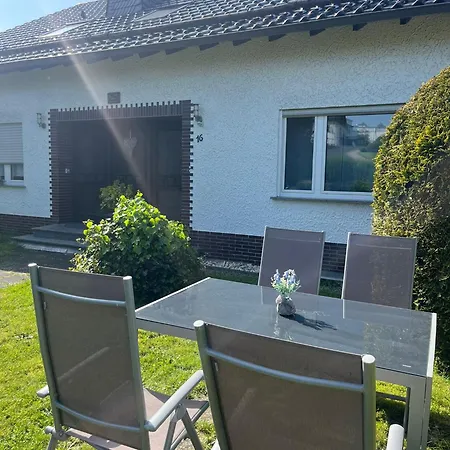 Fewo Hoheeifel, 1 Haus Mit 2 Apartments 5 Schlafzimmer In Kelberg Naehe Nuerburgring Room photo