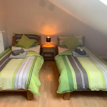 Fewo Hoheeifel, 1 Haus Mit 2 Apartments 5 Schlafzimmer In Kelberg Naehe Nuerburgring Exterior photo