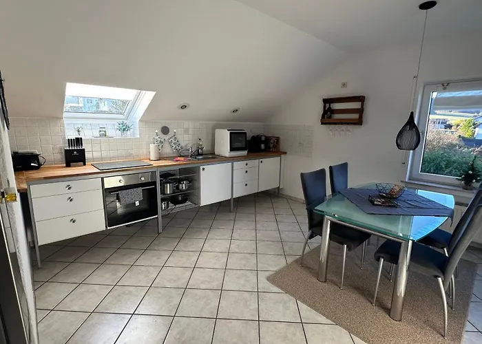 Fewo Hoheeifel, 1 Haus Mit 2 Apartments 5 Schlafzimmer In Kelberg Naehe Nuerburgring