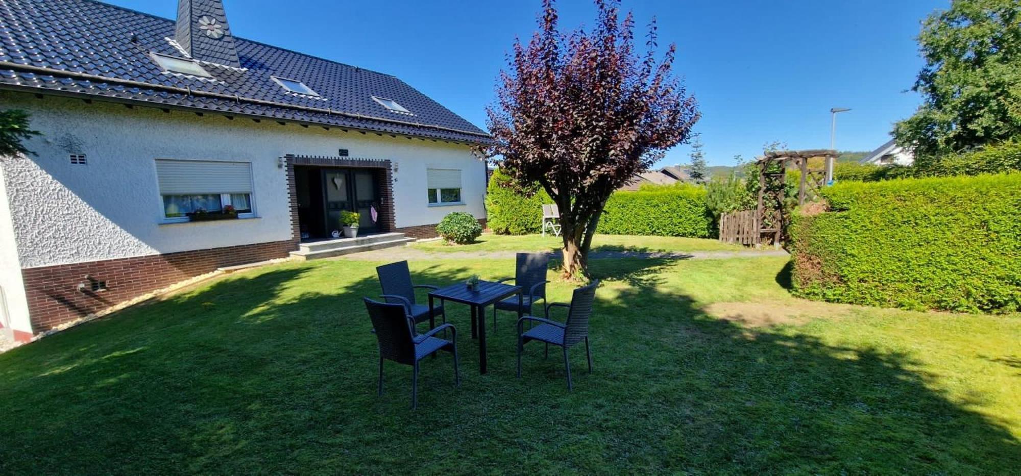Apartment Hoheeifel, 1 Haus Mit 2 5 Schlafzimmer In Naehe Nuerburgring Kelberg