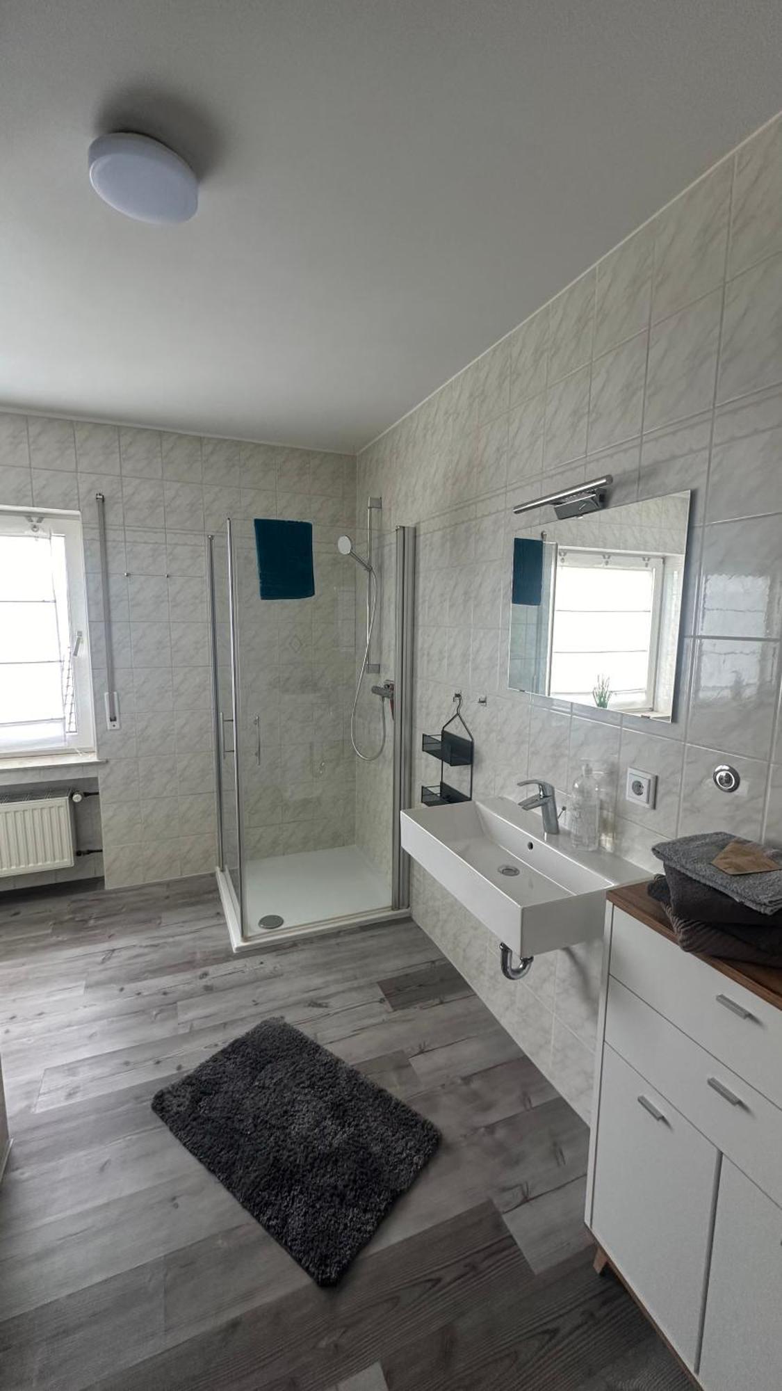 Hoheeifel, 1 Haus Mit 2 5 Schlafzimmer In Naehe Nuerburgring Apartment *