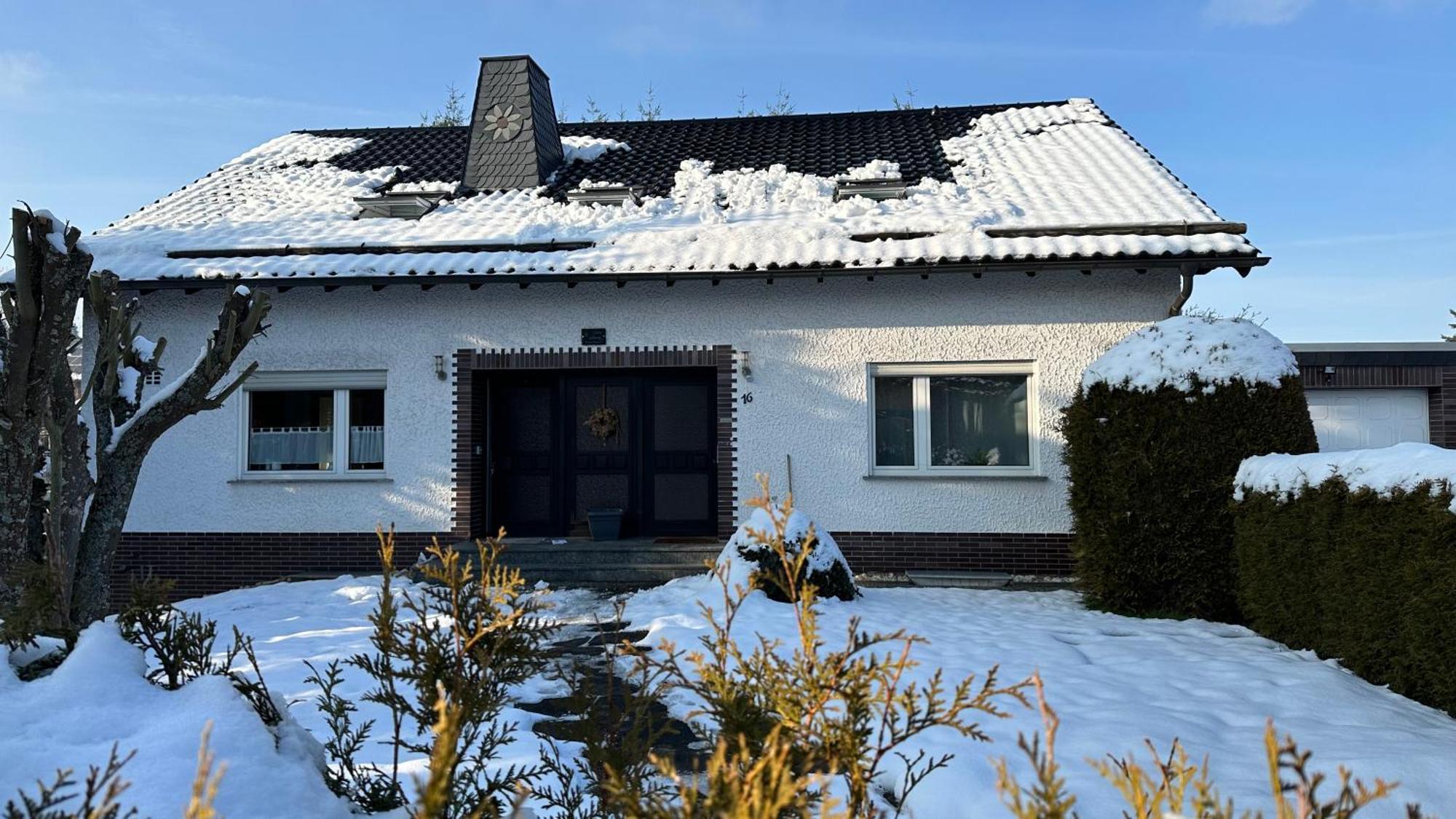 Hoheeifel, 1 Haus Mit 2 5 Schlafzimmer In Naehe Nuerburgring *